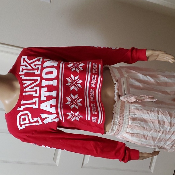 Victoria Secret's s cropped long sleeve snowflake trim Logo raw hem - Picture 1 of 8